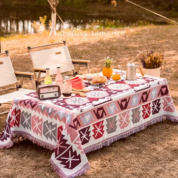 Весенний пикник, кемпинг, куриные рулетики, стол, скатерть, палатка, фон для фотосъемки, скатерть